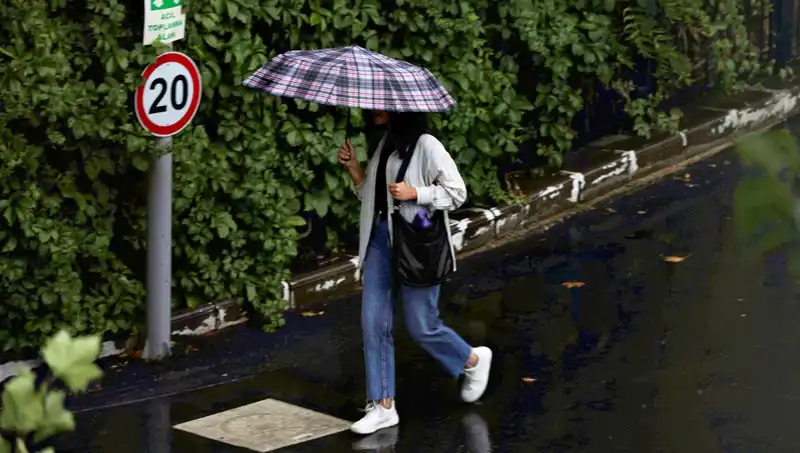 Meteorolojiden Fırtına Alarmı: Türkiye'yi Vuran Kar ve Sağanak Tehlikesi