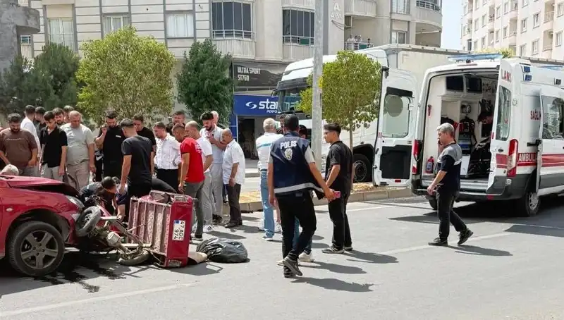Mardin'de Trafik Kazası: İki Yaralı, Durumu Ciddiyetini Koruyor