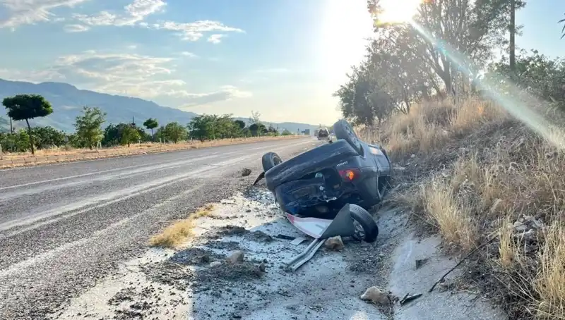Adıyaman'da Korkutan Kaza: Otomobil Takla Attı!