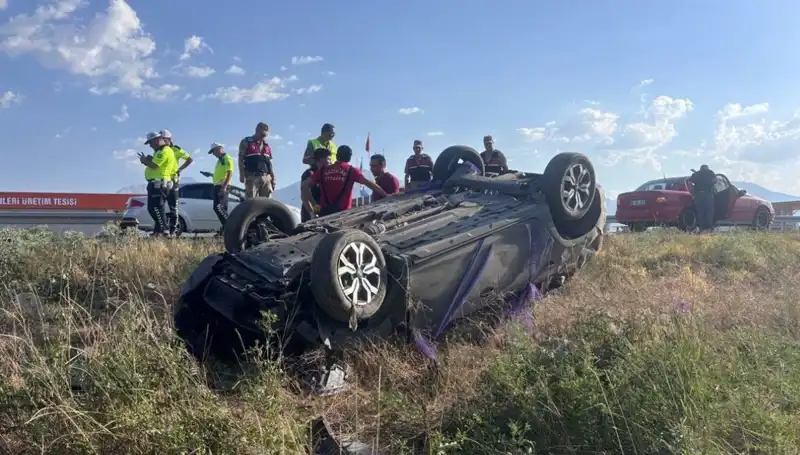 Nişan Töreninden Dönüş Yolunda Feci Kaza: 1 Kişi Hayatını Kaybetti