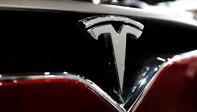 Tesla'nın Ucuz Model Tartışmaları ve FSD Beklentileri: Neler Oluyor?