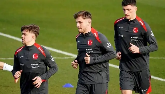 Fenerbahçe ile Anılan Yıldız İsim Galatasaray'a Transfer Oluyor!