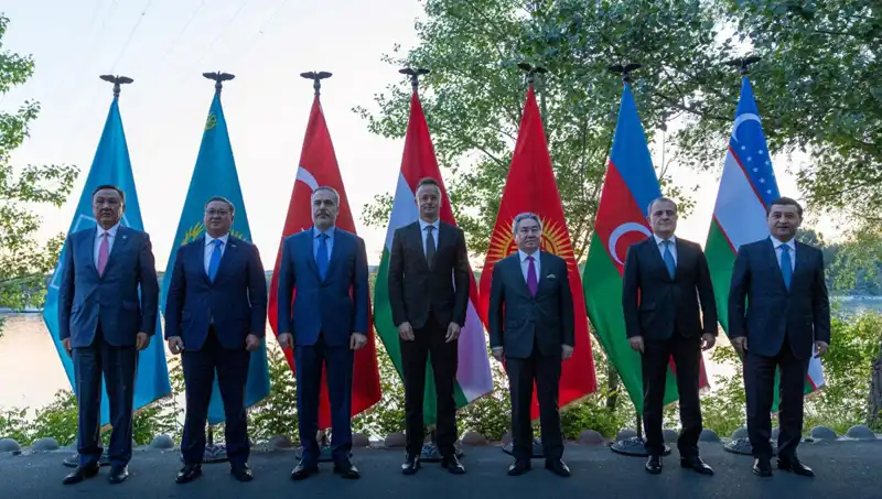 Fidan, Budapeşte'de Dışişleri Bakanlarıyla Tarihi Görüşmelere İmza Attı