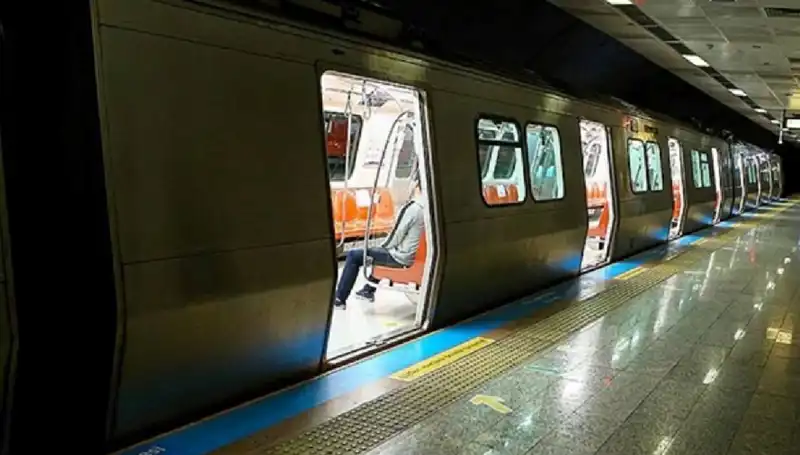 İstanbul’daki Metro Durakları Kapatılıyor: Detayları Öğrenin