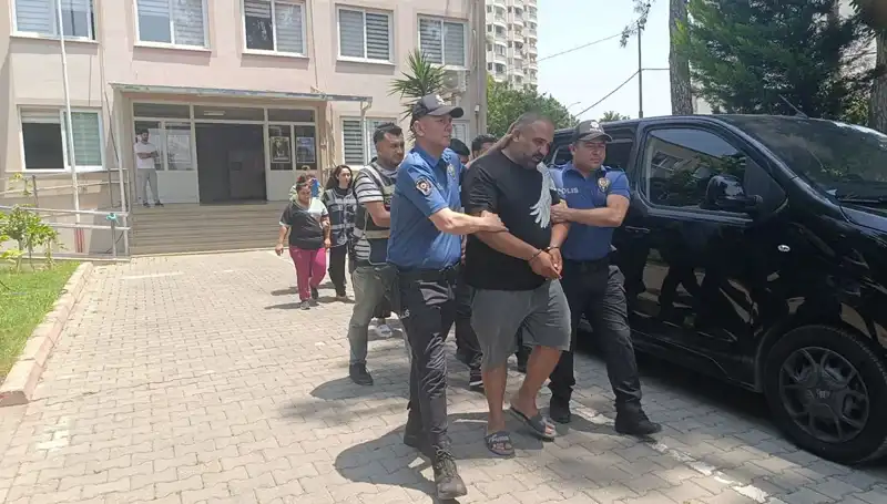 Adana'da Sarsıcı Dolandırıcılık Operasyonu: 4 Şüpheli Tutuklandı