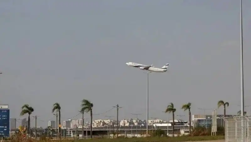 Yemenli Husiler, Ben Gurion Havalimanı'nı Hedef Aldı: Güvenlik Önlemleri Artırılıyor