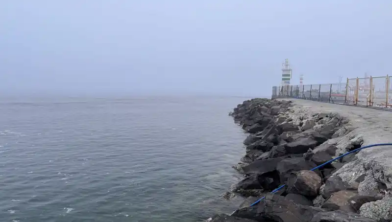 Çanakkale Boğazı'nda Sis Nedeniyle Gemi Geçişleri Durduruldu