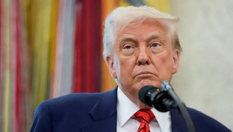 Trump, G7 Zirvesini Neden Erken Terk Etti: Beyaz Saray'da Acil Toplantı İhtiyacı