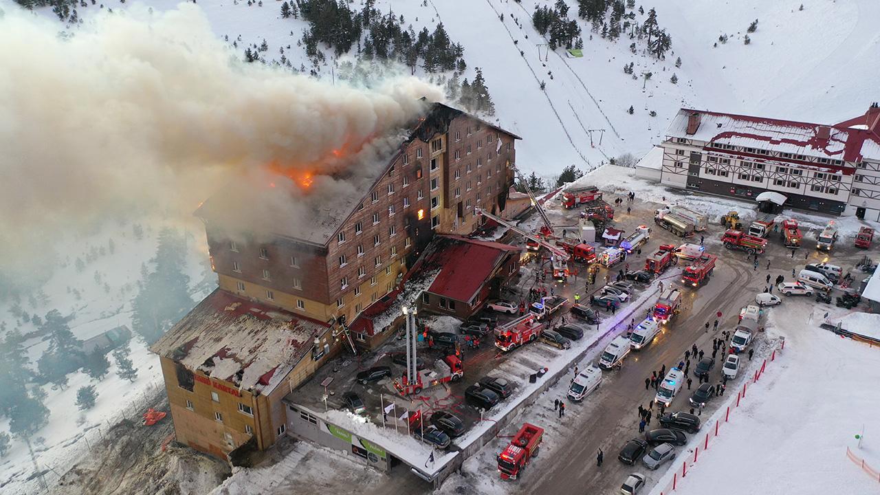 Kartalkaya Kayak Merkezi'nde Oteld yangını: 10 Ölü, 32 Yaralı