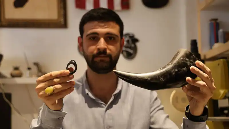 Türk Savaşçıların Gizli Silahı: Manda Boynuzundan Yapılan Eşsiz Ekipmanlar