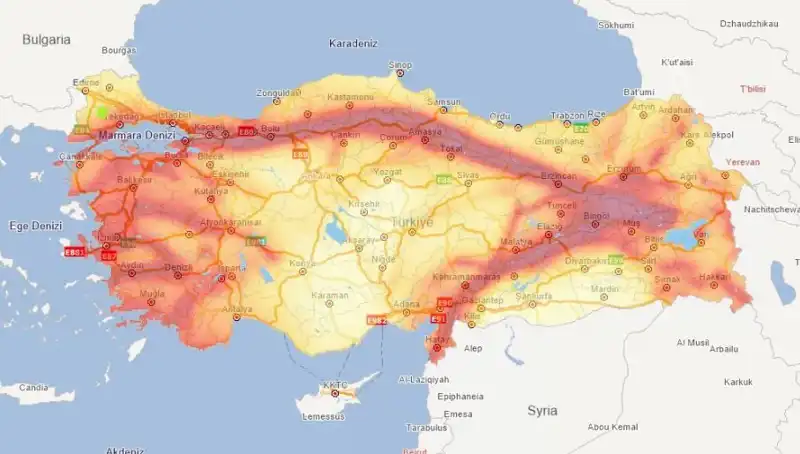 Evimin Altındaki Fay Hattı Ne Kadar Tehlikeli? Deprem Riski Raporu