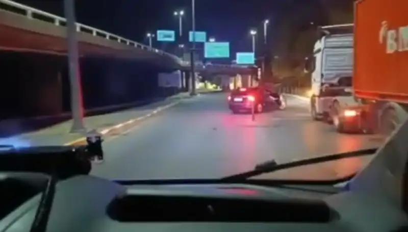 İstanbul'da Gerçekleşen Kaçakçılık Operasyonu: 36 Milyon 600 Bin TL’nin Üzerinde Ürün Ele Geçirildi
