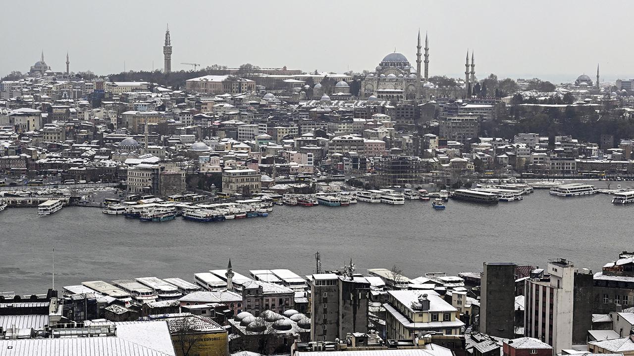 İstanbul'da Kar Yağdı