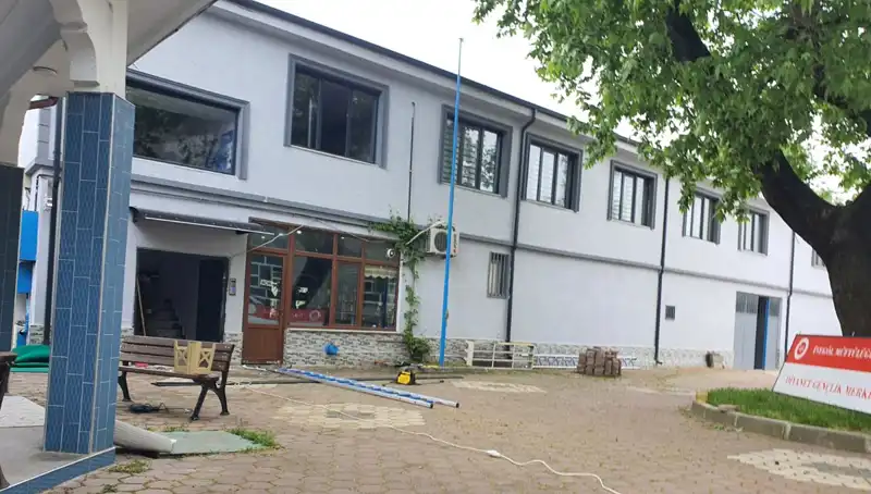 Tabela Asma İşlemi Sırasında 3 Metre Yükseklikten Düşen İşçinin Dramı
